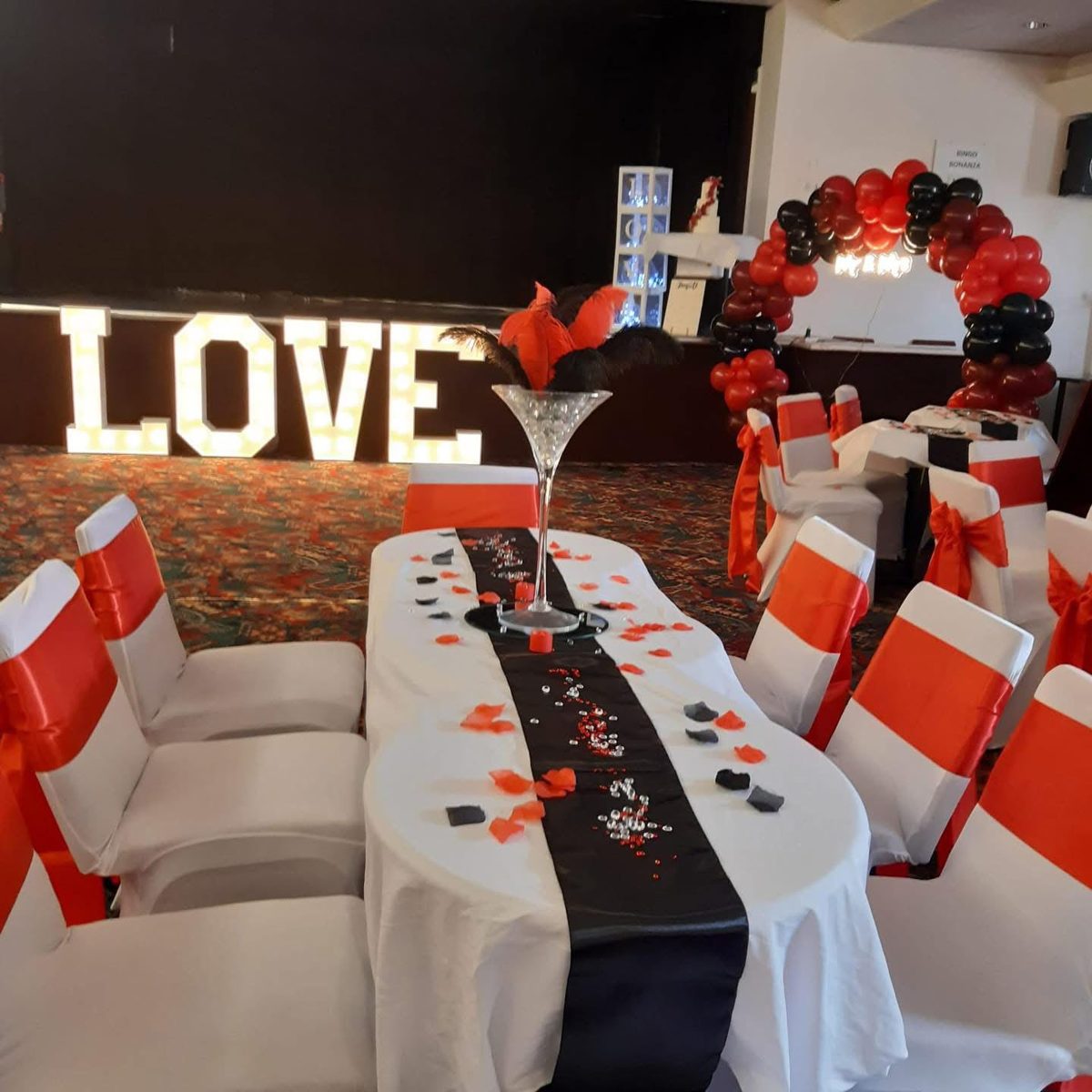 Red and white celebration table settings